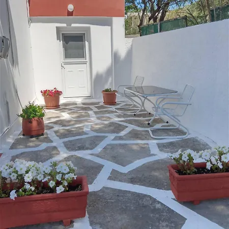 Poseidon House Apartment Kini